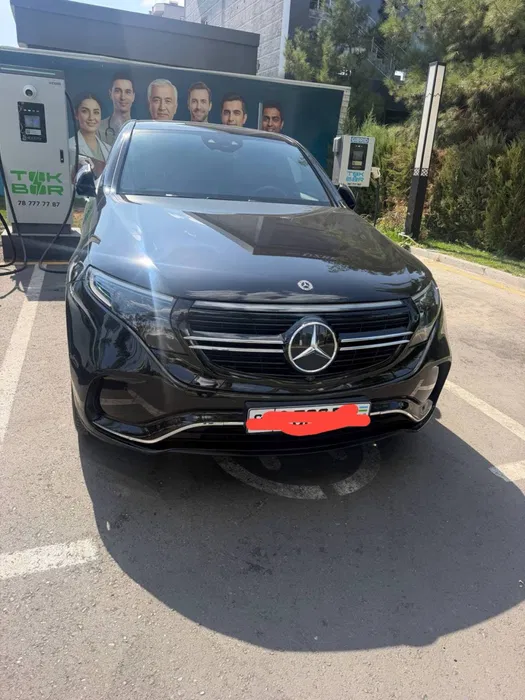 Срочно продаётся EQC 400. чистая немка